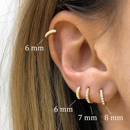 2 boucles d'oreilles minimales en acier inoxydable, petites boucles d'oreilles en cristal de zirconium pour le cartilage, bijoux de piercing pour l'hélix et le tragus