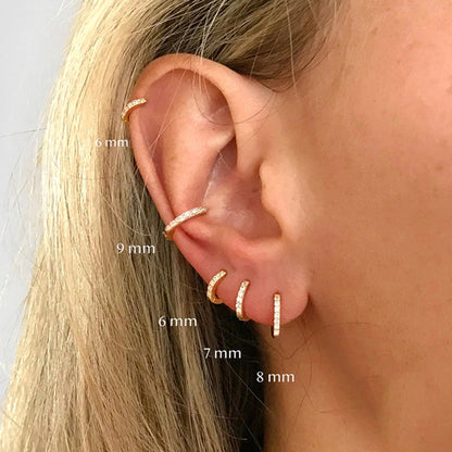 2 boucles d'oreilles minimales en acier inoxydable, petites boucles d'oreilles en cristal de zirconium pour le cartilage, bijoux de piercing pour l'hélix et le tragus